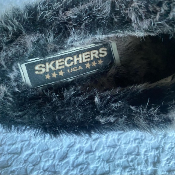 Y2K Skechers Shindigs black fortress clogs suede upper faux fur lined 6.5 - Picture 11 of 13